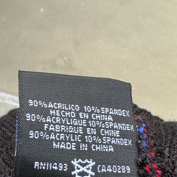 NFL BILLS KNIT HAT WITH POM POM - Picture 4 of 4